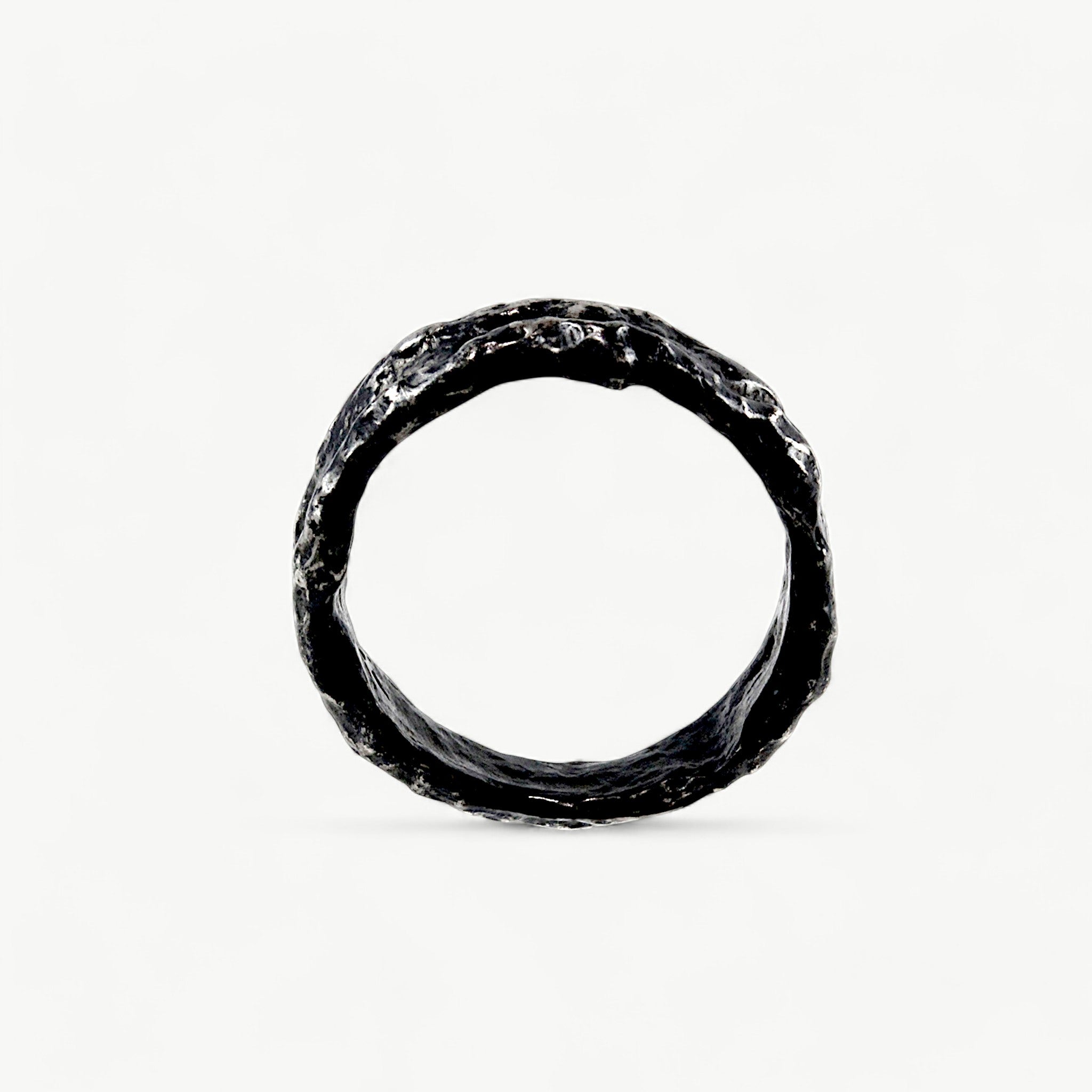 Oxidised Heavy Molten Ring