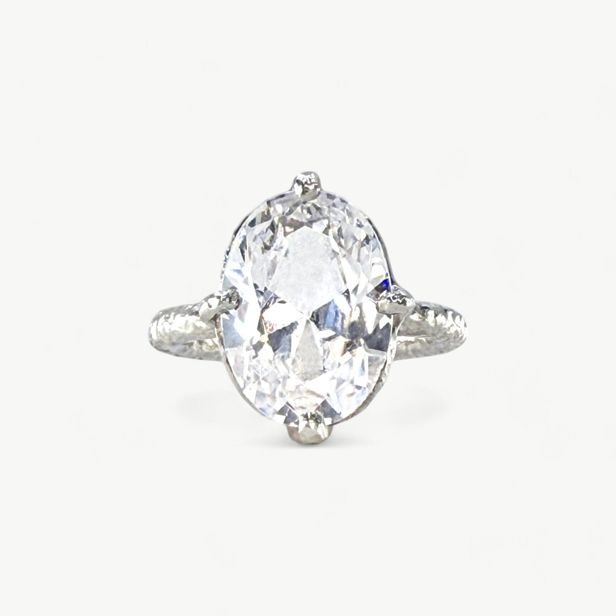 Statement White CZ - paul magen