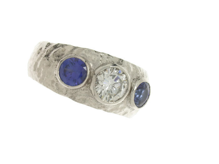 18ct White Gold Diamond and Sapphire Ring